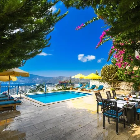 Villa Paradise Villas *