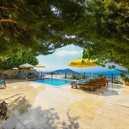 Villa Paradise Villas *