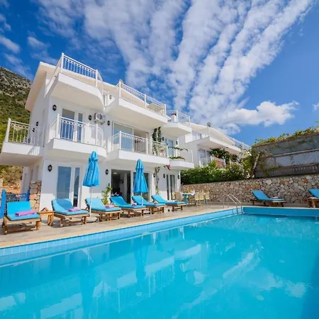 Villa Paradise Villas *